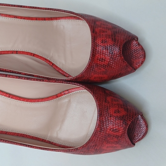 Hugo Boss Red Snakeskin Peep Toe Heels Size 39 - Picture 7 of 11